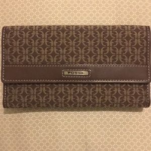 Fossil wallet
